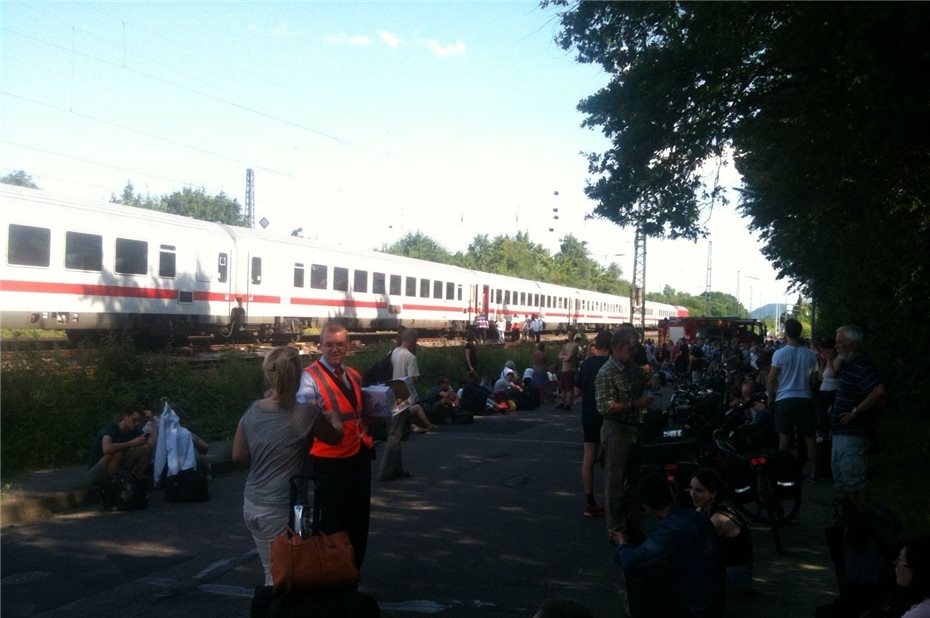 Zug mit 600 Passagieren evakuiert