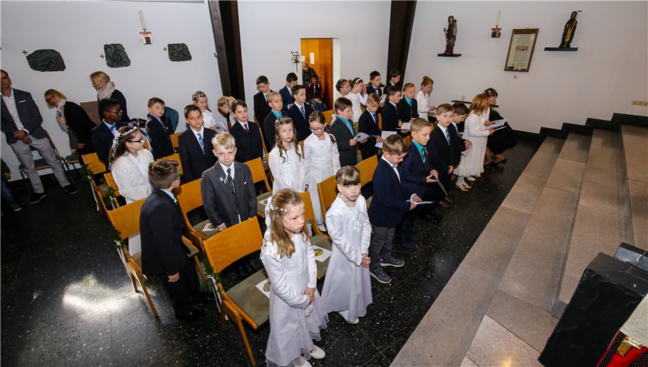 Weltweit feiern Kinder das katholische Fest der Ersten Heiligen Kommunion