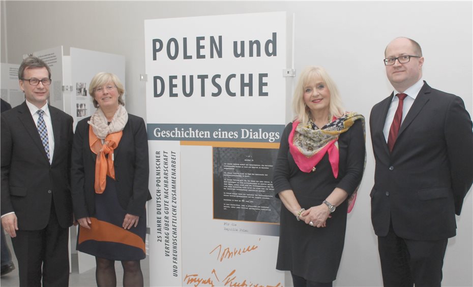 „Polen und Deutsche -
Geschichten eines Dialogs“