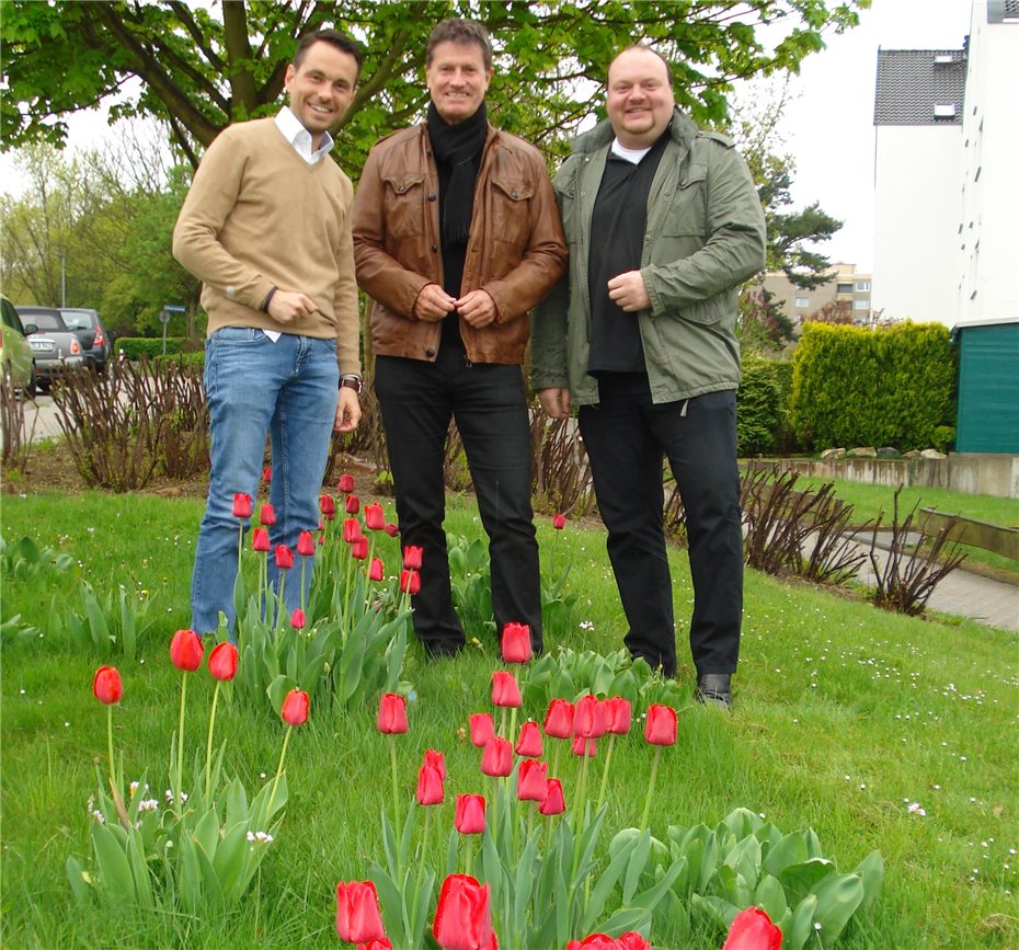 SPD freut sich über Blütenpracht auf der Karthause