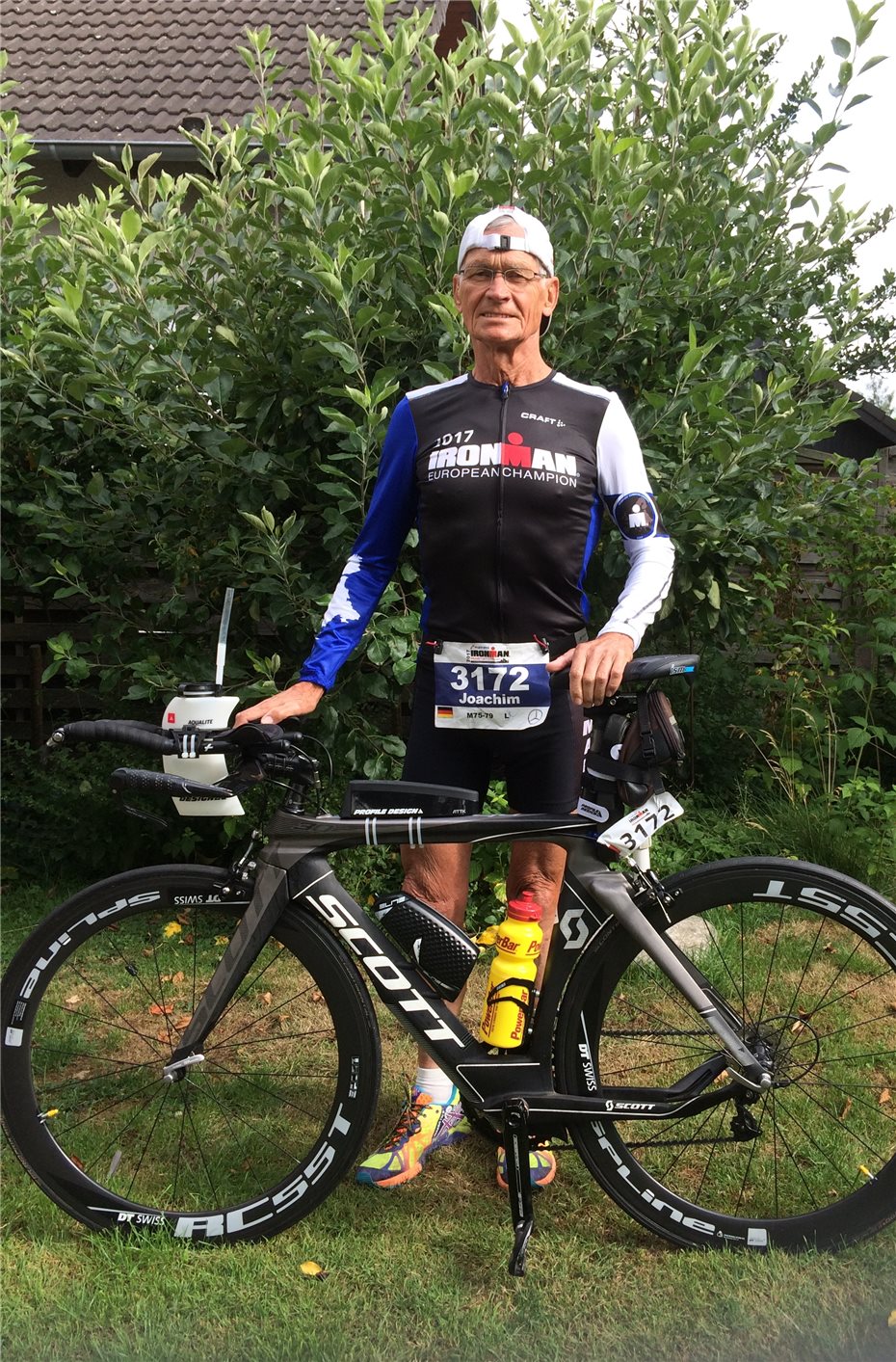 Mit 77 Jahren zum
Ironman-Europameister gekürt