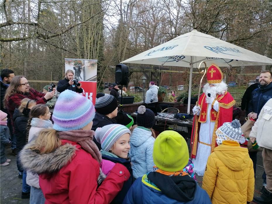 Soziale Schiffstour und „Weihnacht om Kühkopp“