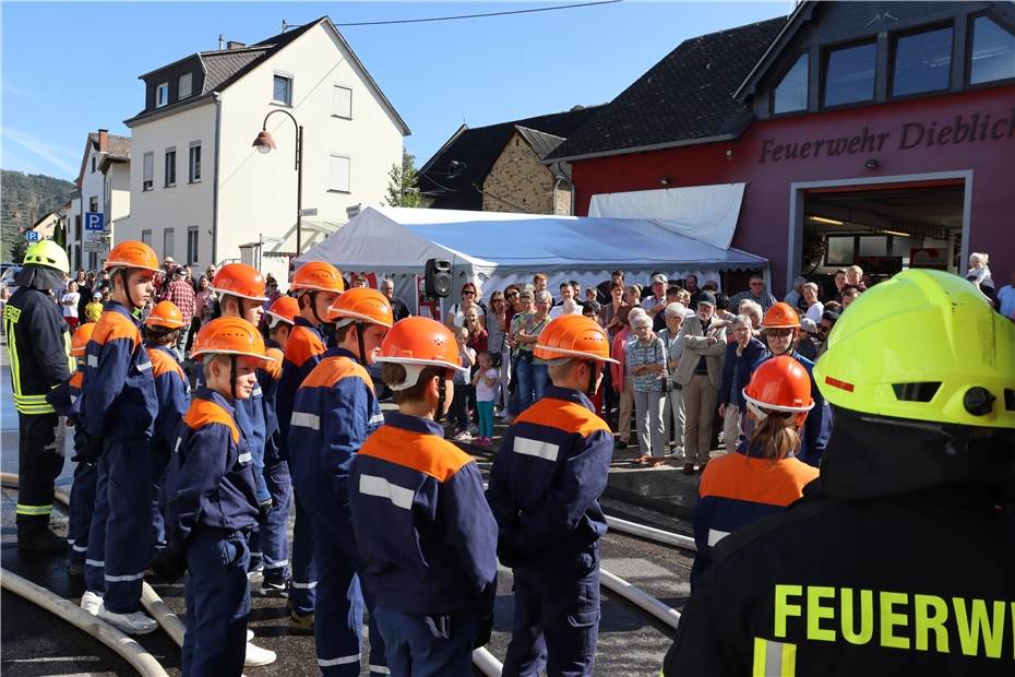 Die Jugendfeuerwehr zeigt ihr Können