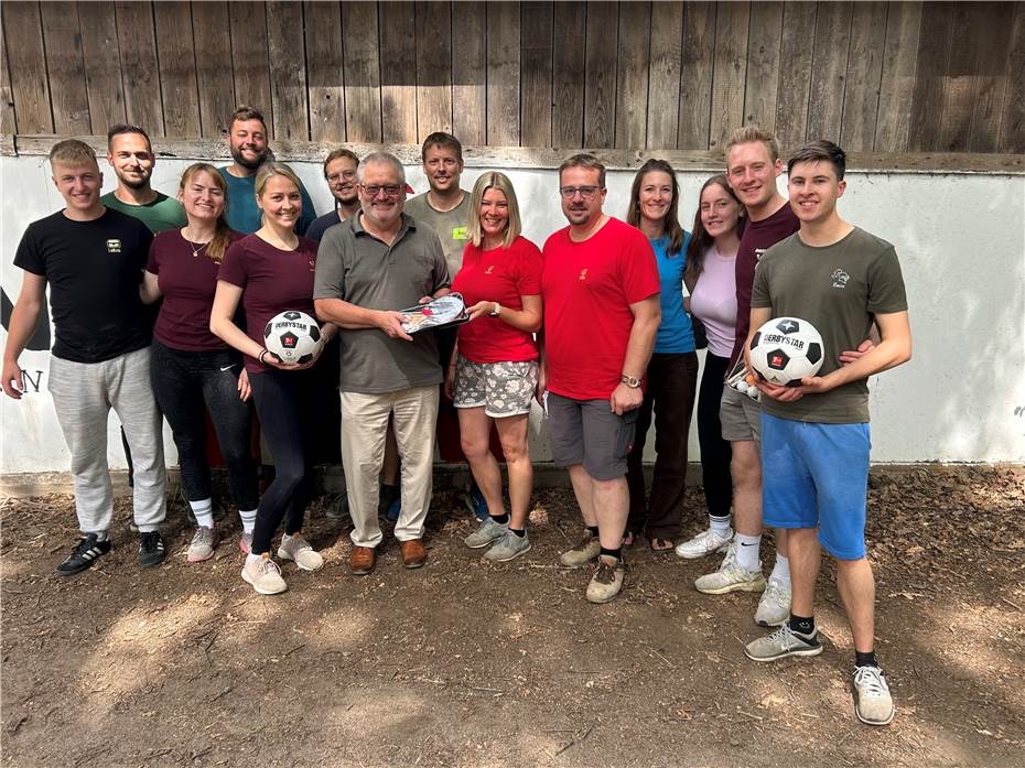 Oberbürgermeister Siefert und Bürgermeister Lauer überbrachten Geschenke