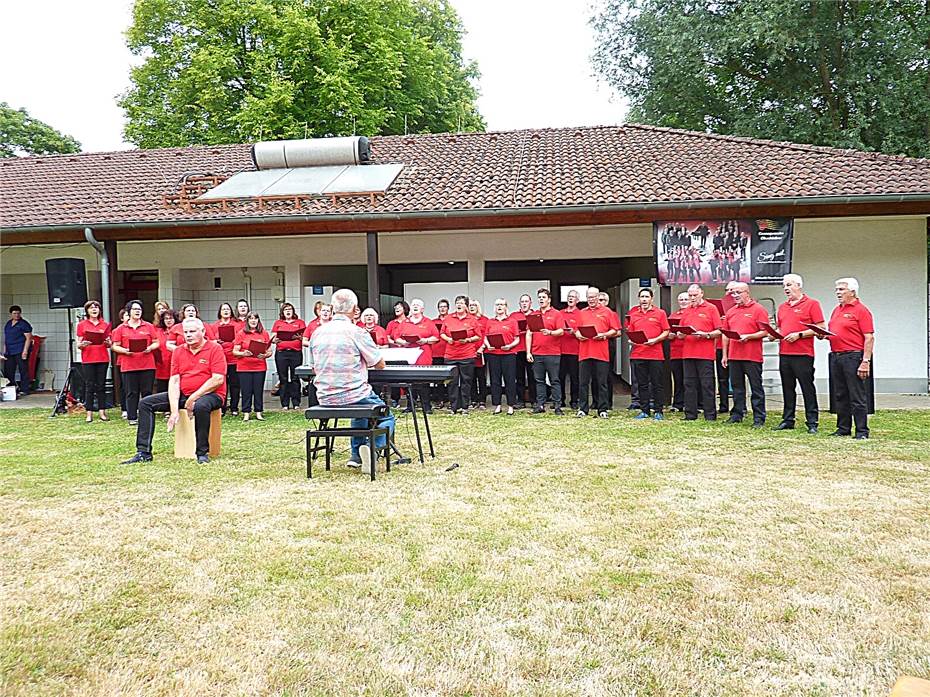 Gesangverein präsentierte
Hymne zur 1000-Jahrfeier