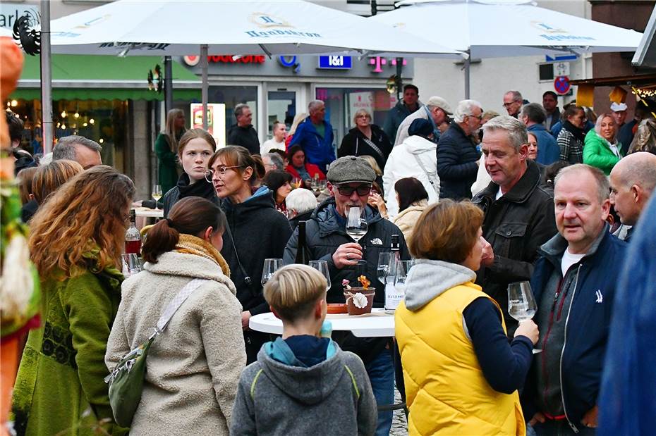 Leckerer Wein, Genuss und tolle Live-Musik