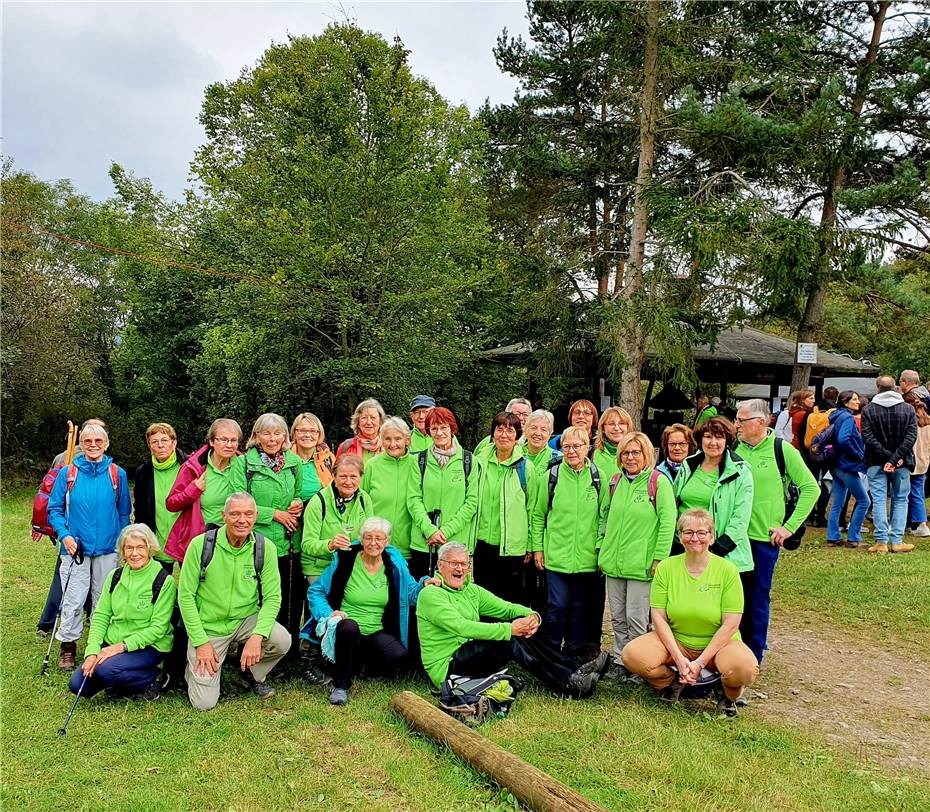 Eifelverein Sinzig feiert
auf der Hütte „Eifelblick“