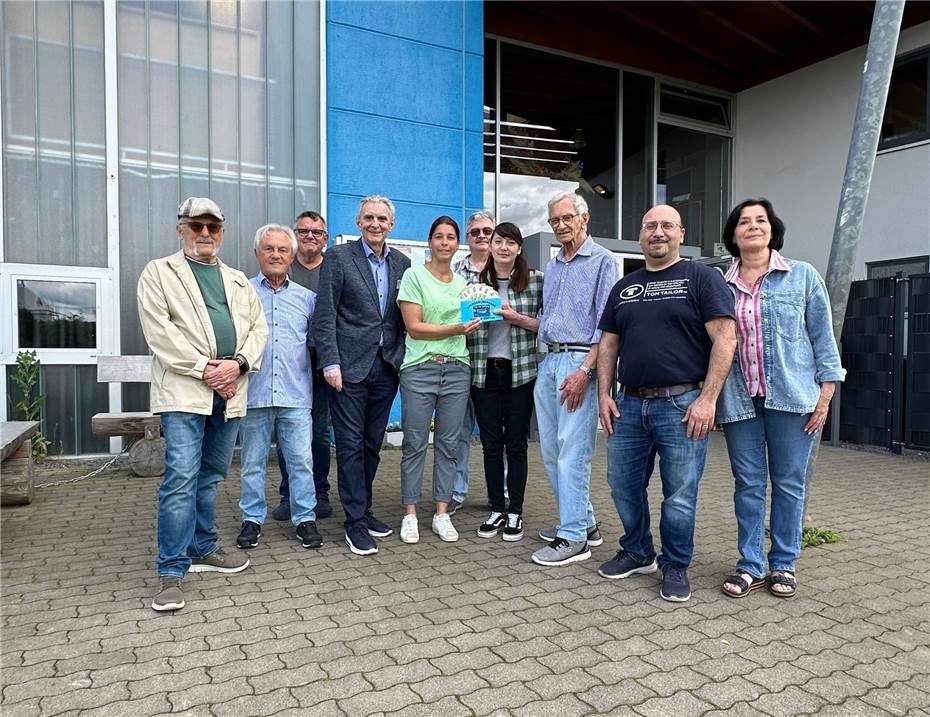 Ehrenamtsinitiative „Häcker 60plus“
spendet 500 Euro an das Jugendzentrum Andernach