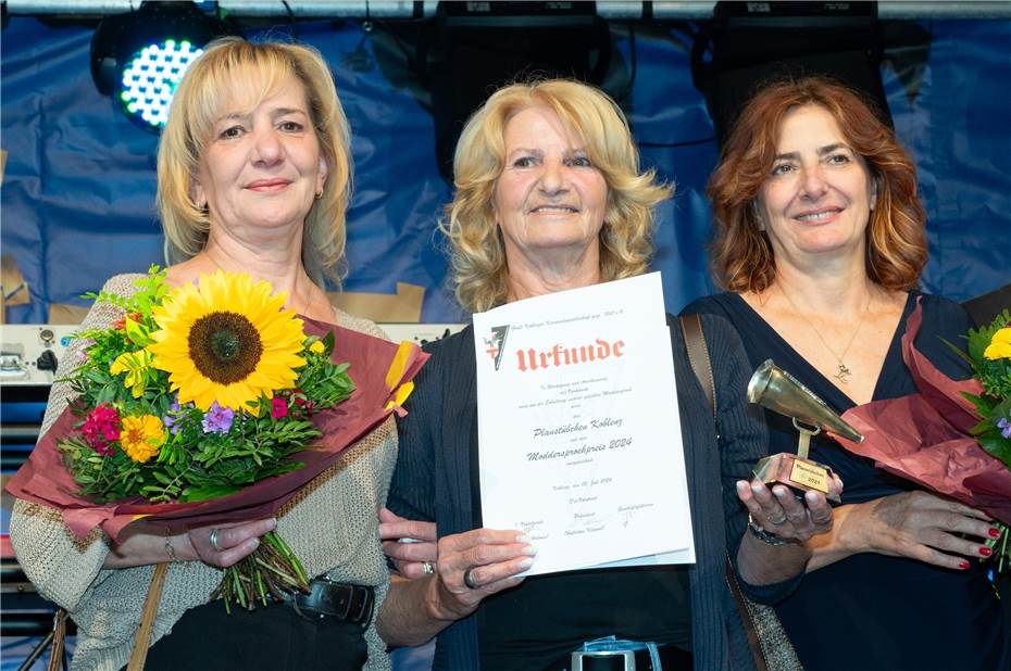 Onner de Zwiwwelstärm- Moddersprochpreis beim Altstadtfest