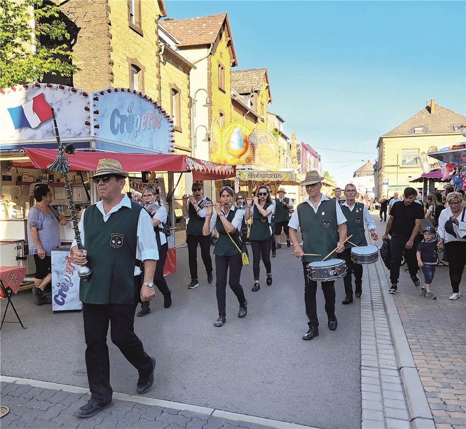 Laurentiuskirmes wurde von strahlendem Sonnenschein gekrönt