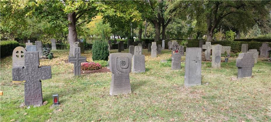 Führung auf dem Mayener Hauptfriedhof