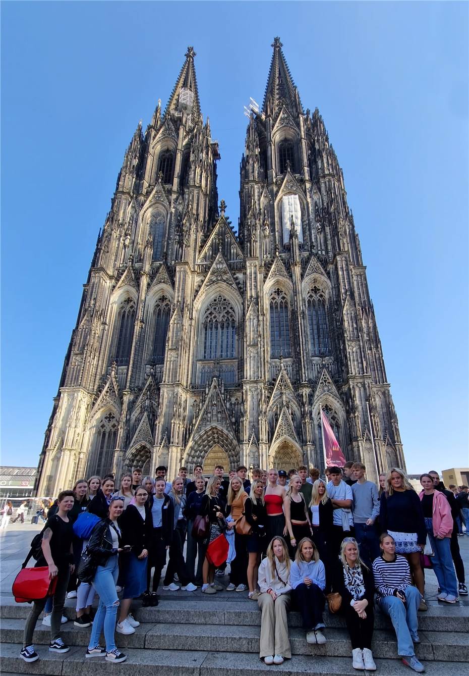 Schüler lernen gemeinsam
das rheinische Lebensgefühl kennen