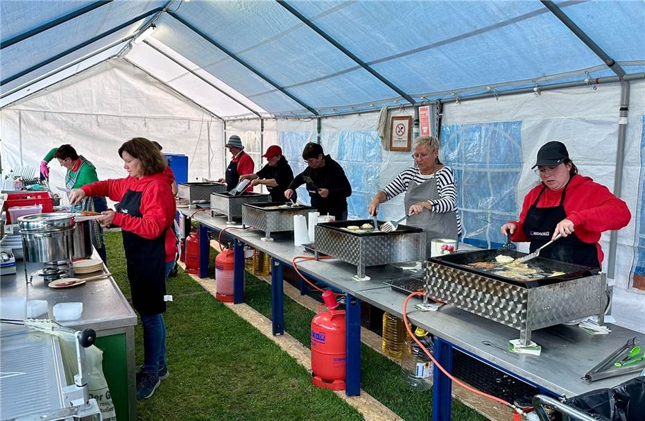 Sonnige Tage und beste Stimmung bei den Rheinfreunden