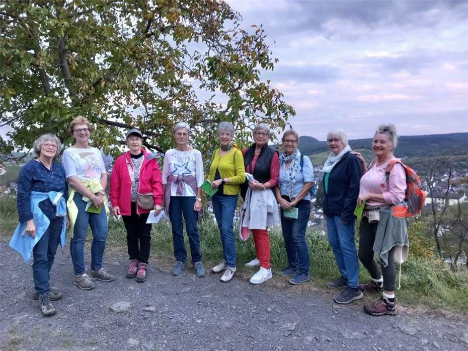 Meditative Abendwanderung