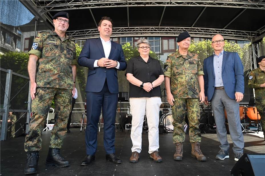 Tag der Bundeswehr 2024 in Mayen
stellte alles bisher Dagewesene in den Schatten