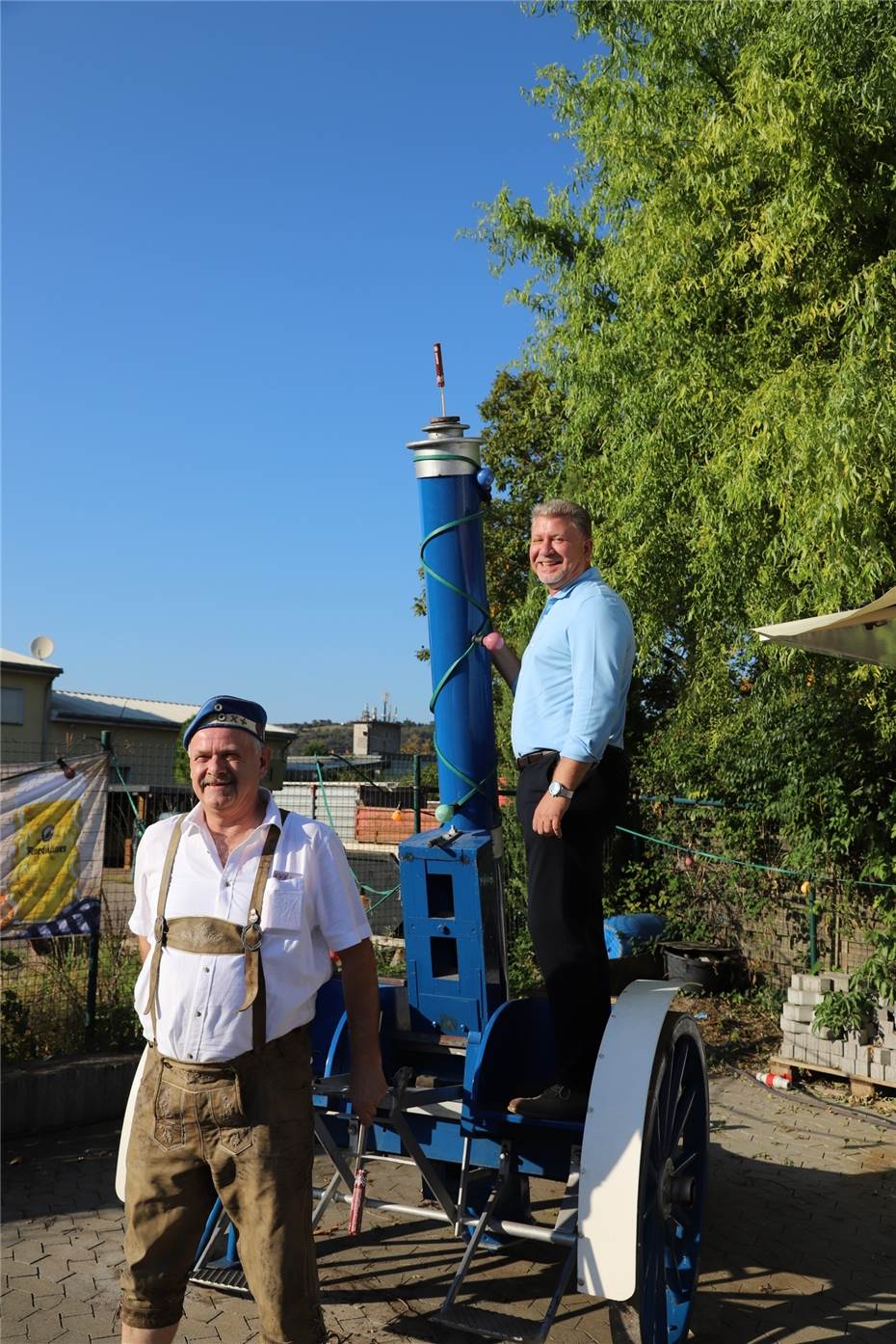 Zünftige Feier in der Funkenhalle