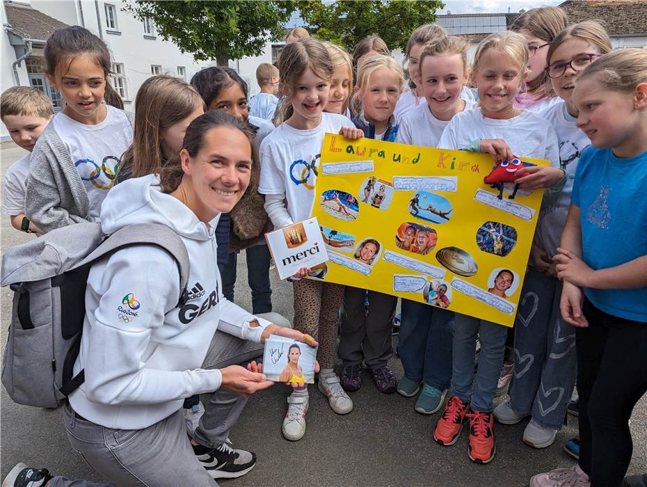 Olympia-Siegerin besucht Drittklässler in Villip