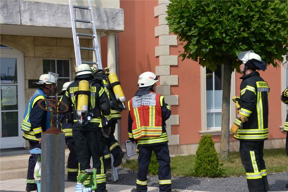 Feuerwehren proben den Ernstfall