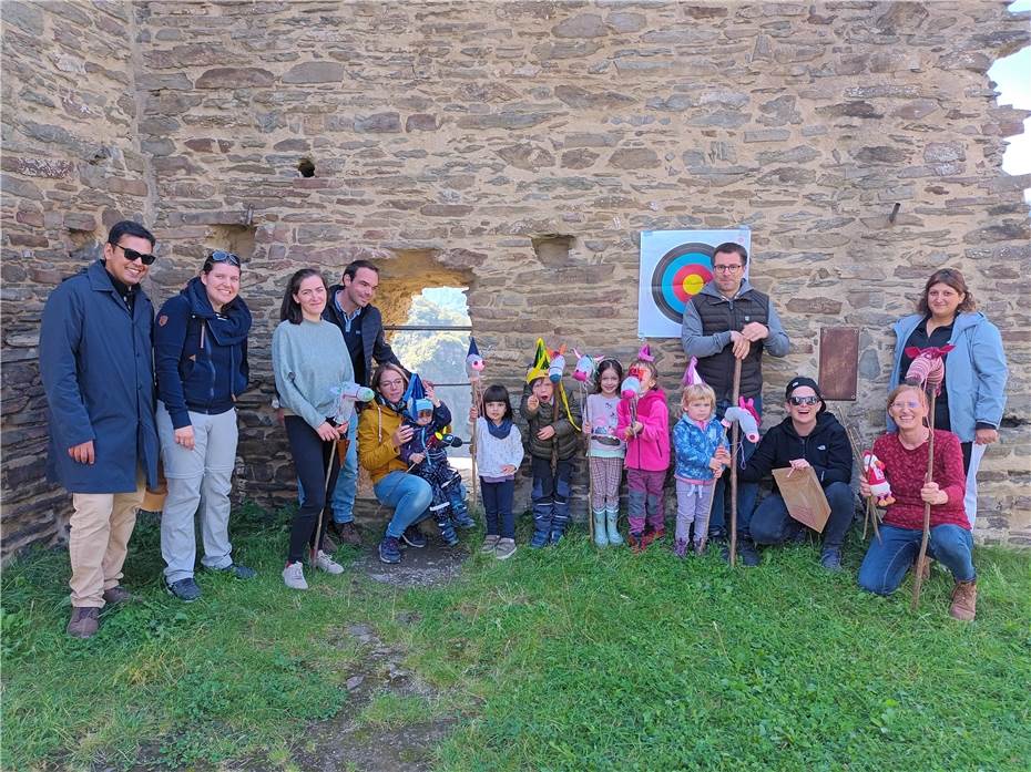 Gelungener Familienausflug zur Burg Are