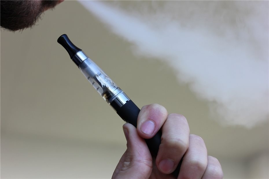 E-Zigarette: Weniger schädlich, aber nicht harmlos