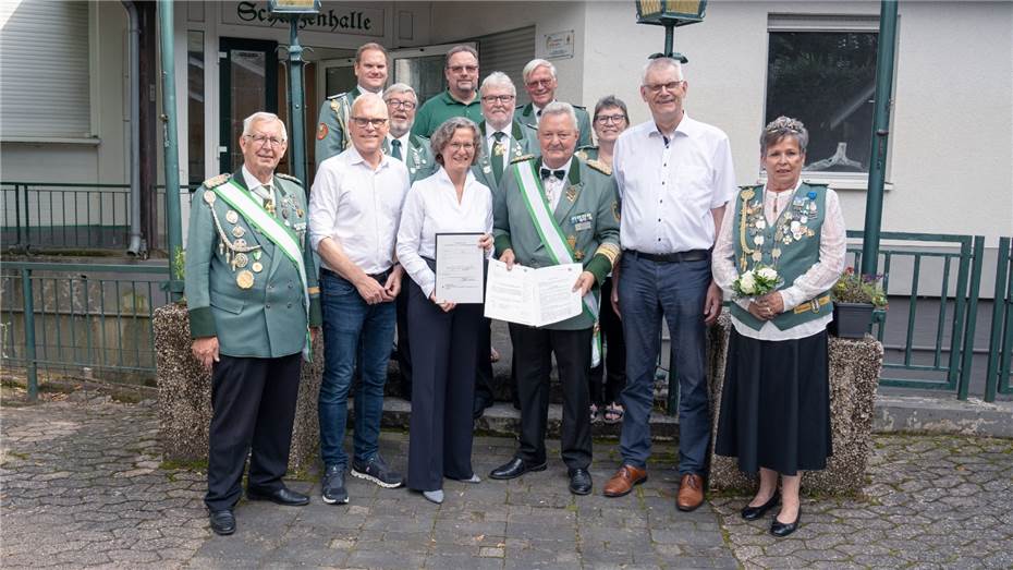 Über 1,3 Millionen Euro vom Land für den
Wiederaufbau bei der Schützenbruderschaft Rheinbach