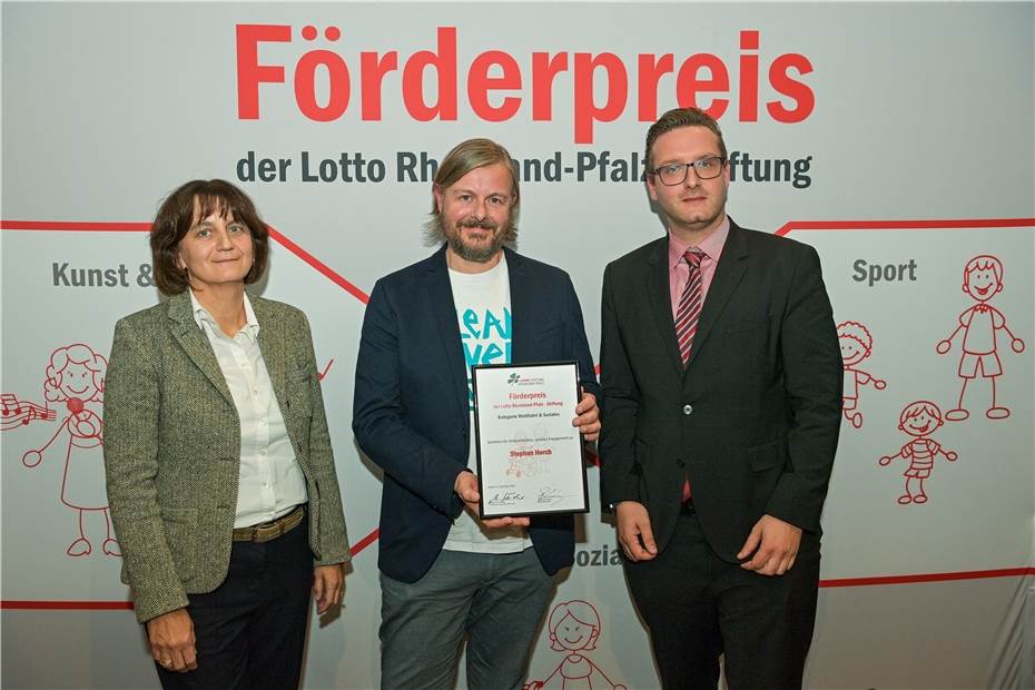 5.000 Euro für das „Clean River Projekt“ aus Winningen