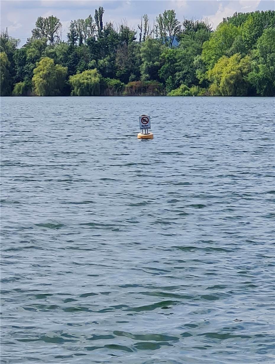 Engerser Feld: Baden und Lagern im Trinkwasserschutzgebiet ist verboten