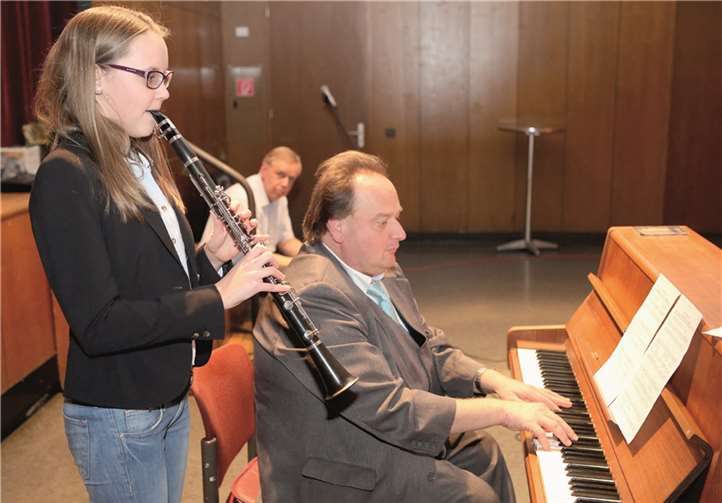 Bekannte Melodien und die Weihnachtsmaus Bekannte Melodien und die Weihnachtsmaus