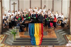 Peter Moskopp besucht Jubiläumskonzert
des Kirchenchores in Weitersburg