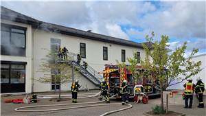 Große Brandschutzübung unter Realbedingungen