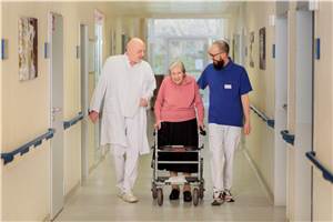 Hand in Hand für geriatrische Unfallpatienten