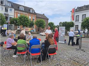 Klapp-Café
auf dem Wochenmarkt