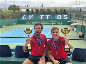 Urs Breitenberger und Cedric Kaufmann
gewinnen Gehörlosen-WM auf Kreta