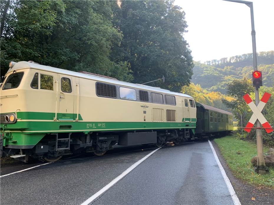 Unfall mit Brohltalbahn: Rollerfahrer erliegt seinen Verletzungen