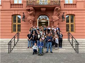 Jugend und Gemeinderat aus Hambuch
besuchten CDU-Landtagsabgeordneten Jens Münster im Landtag!