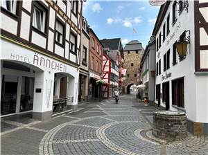 Sichtbare Fortschritte und Baumaßnahmen auf Hochtouren