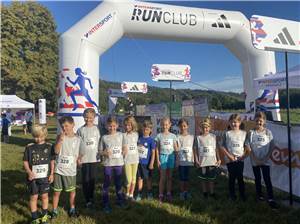 Leichtathlethikgruppe
beim Laacher See-Lauf