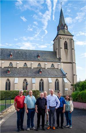 Ein neues Dach für St. Hubertus