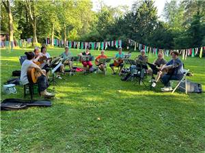 Picknickkonzert bei
schönstem Sommerwetter