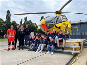 Feuerwehrnachwuchs besucht Rettungszentrum der Bundeswehr in Koblenz