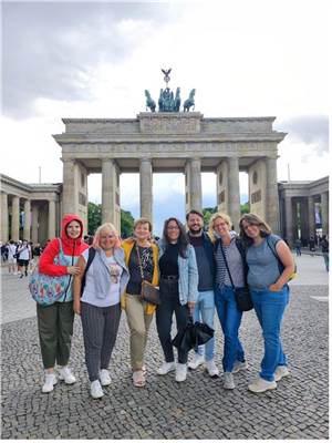 Lehrertreffen in Berlin
markiert Abschied und Neubeginn