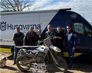 Hoher Besuch auf Ettringens Motocross-Strecke