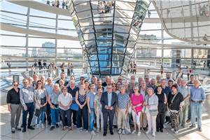 Politikinteressierte
besuchen den Bundestag