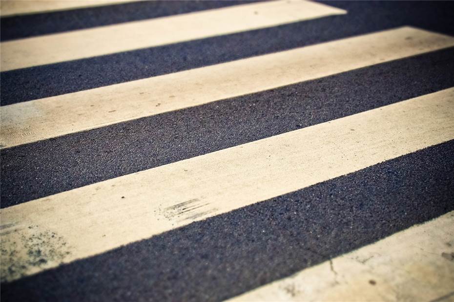 Hennef: Kind auf Fußgängerüberweg angefahren