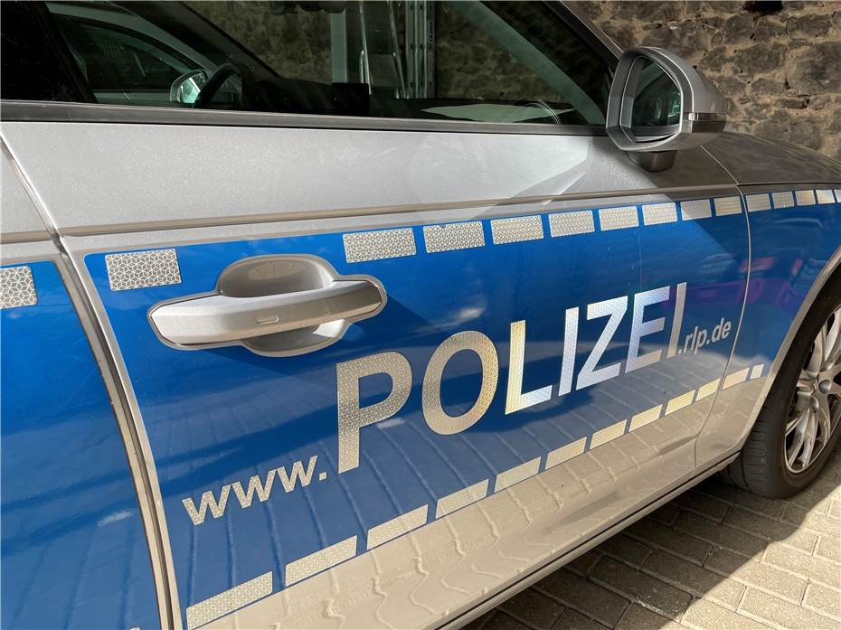 St. Katharinen: 87-jähriger Kradfahrer bei Unfall verletzt