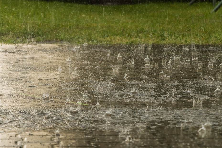 Vorabinformation: Schweres Gewitter im Anmarsch