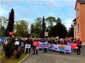Bürger*Innen demonstrieren friedlich
gegen AfD Veranstaltung in Bad Breisig