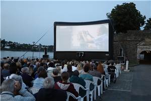 Open-Air Kino vor toller Kulisse
