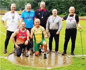 Tokessa Zinn, Wolfgang Geyer und
Wolfgang Kownatka gewinnen Gold