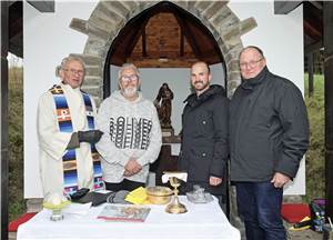 Wackelslochkapelle bei Winnerath eingeweiht